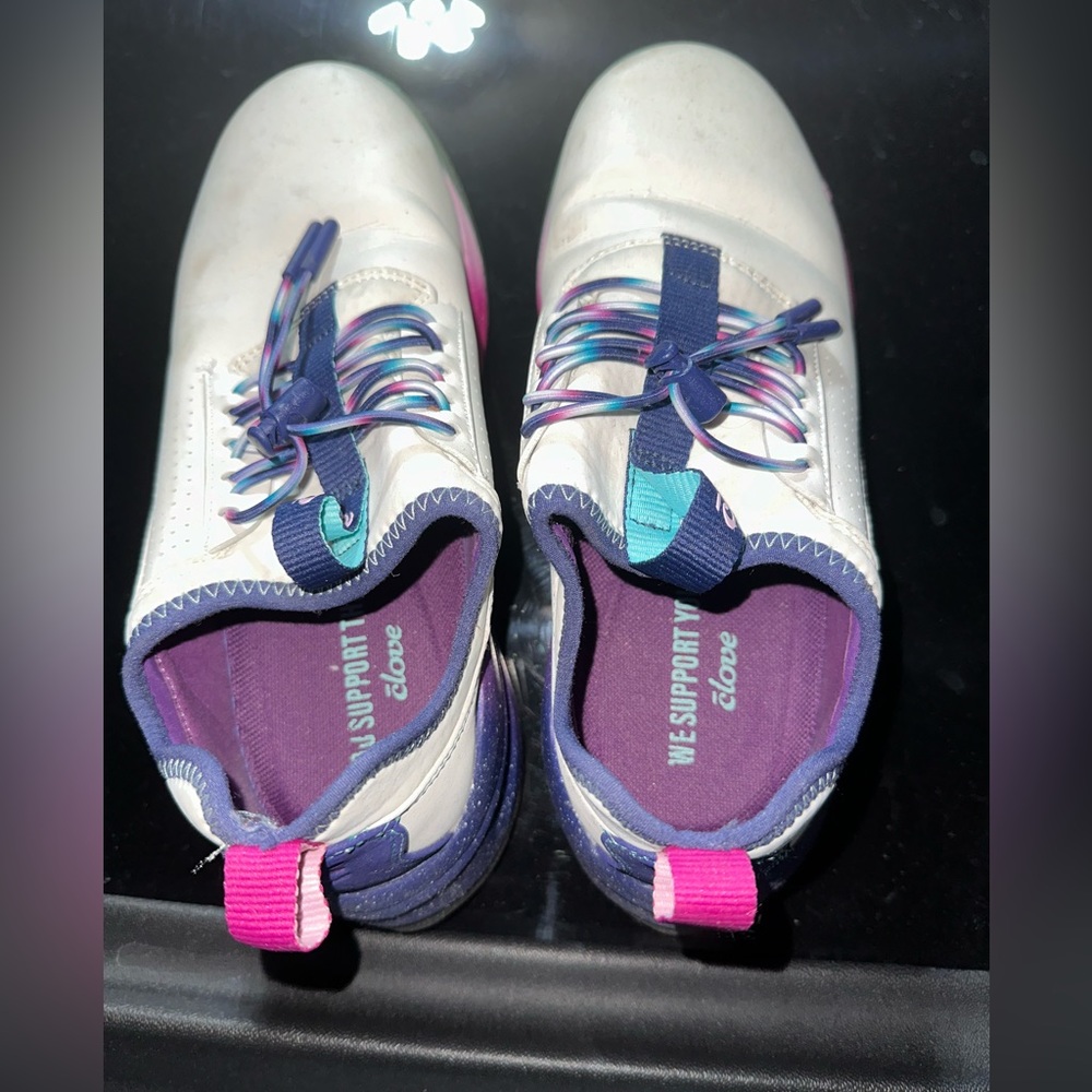 Womens cloves size 7.5